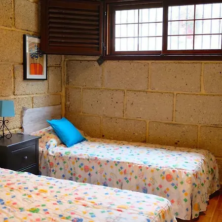 Casa En De Uva Con Piscina Privada, Cubierta Y Climatizada * La Degollada