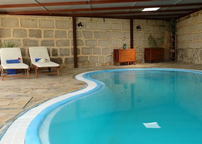 Casa En De Uva Con Piscina Privada, Cubierta Y Climatizada 度假居 *