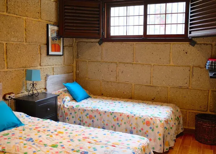 Casa En De Uva Con Piscina Privada, Cubierta Y Climatizada * La Degollada