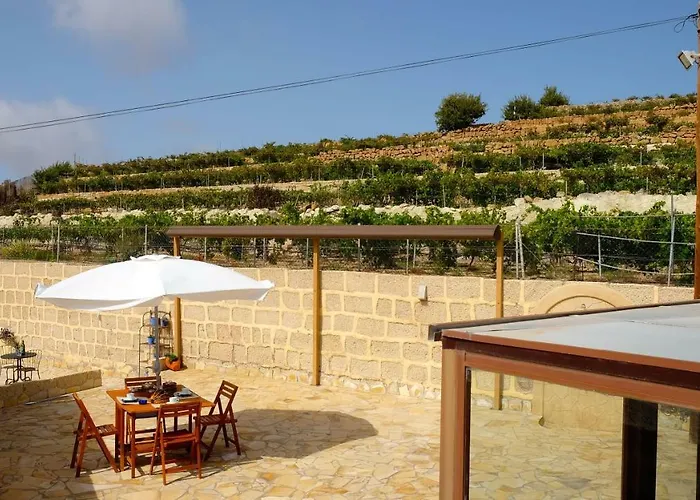 Casa En De Uva Con Piscina Privada, Cubierta Y Climatizada 度假居 *